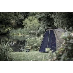 Trakker Tempest 100T Brolly Aquatexx Magnetisches Insektenpanel 15 Trakker Tempest 100T Brolly Aquatexx Magnetisches Insektenpanel -Karpfenwelt Verkauf 201539 TRK L1 Tempest Brolly 100T AEV Lifestyle 024 550x550w 1