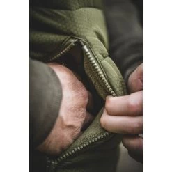 Trakker Hexathermic Bodywarmer Kollektion 2023 36 Trakker Hexathermic Bodywarmer Kollektion 2023 -Karpfenwelt Verkauf 206621 206626 Trakker Hexathermic Bodywarmer LIFESTYLE 32 550x550h